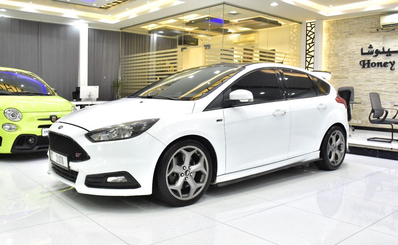 فورد فوكاس EXCELLENT DEAL for our Ford Focus ST ( 2017 Model ) in White Color GCC Specs