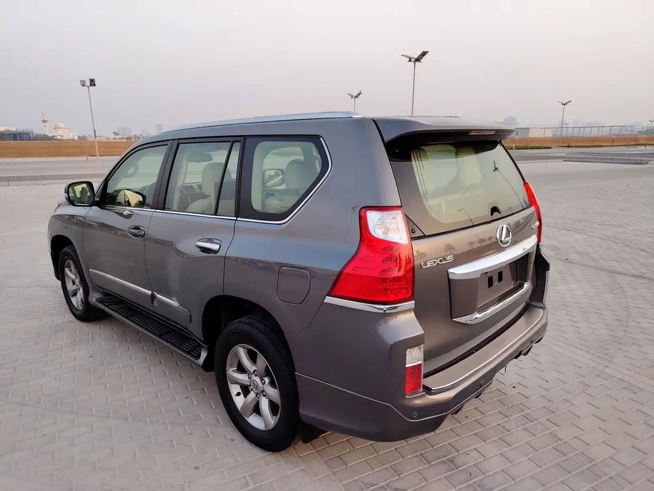 لكزس GX 460 Well Maintained GX 460 | GCC Specs | Reliable V8 Luxury SUV With Low KM