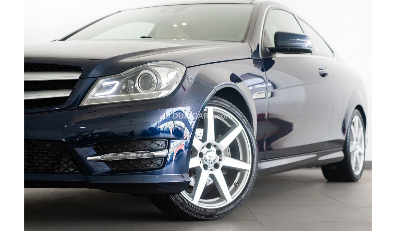 Mercedes-Benz C 250 Std 2015 Mercedes-Benz C250