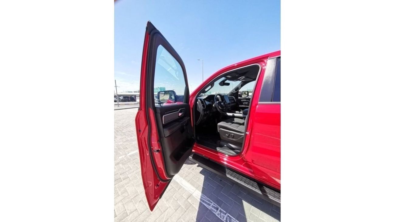 RAM 1500 Dodge RAM Bighorn - 2022 - Red