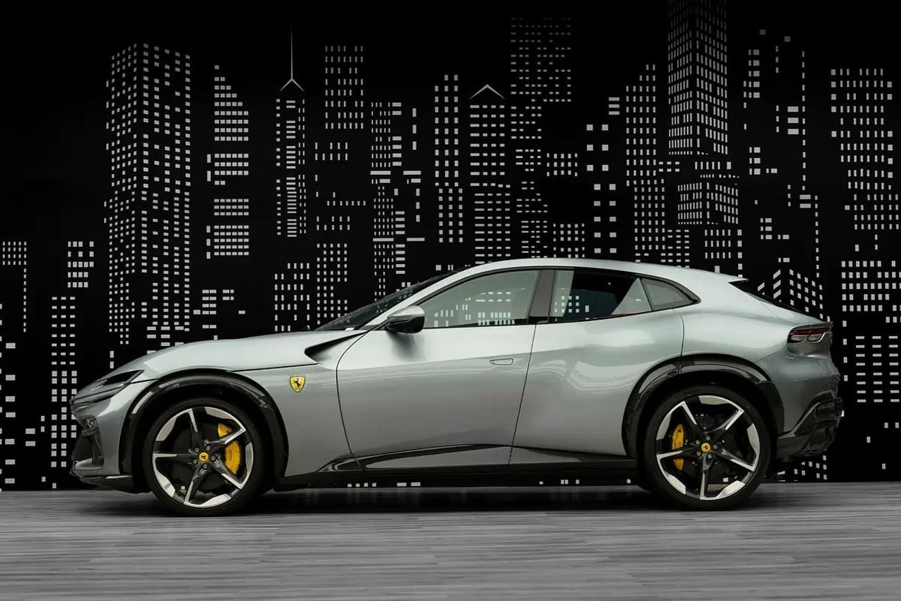 فيراري بوروسانجوي FERRARI | PUROSANGUE | FULL CARBON FIBER | GCC SPECS DEALER WARRANTY + SERVICE CONTRACT ( Al TAYER )