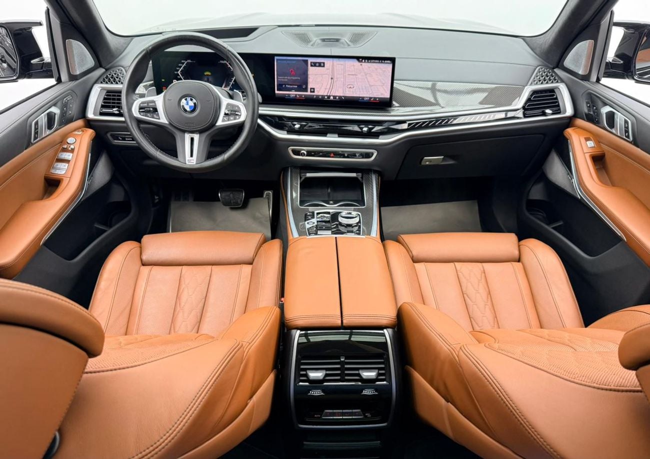 BMW X7 BMW X7 M60i xDrive, OCT 2028 BMW Warranty + Service Contract, Full BMW Service History, GCC