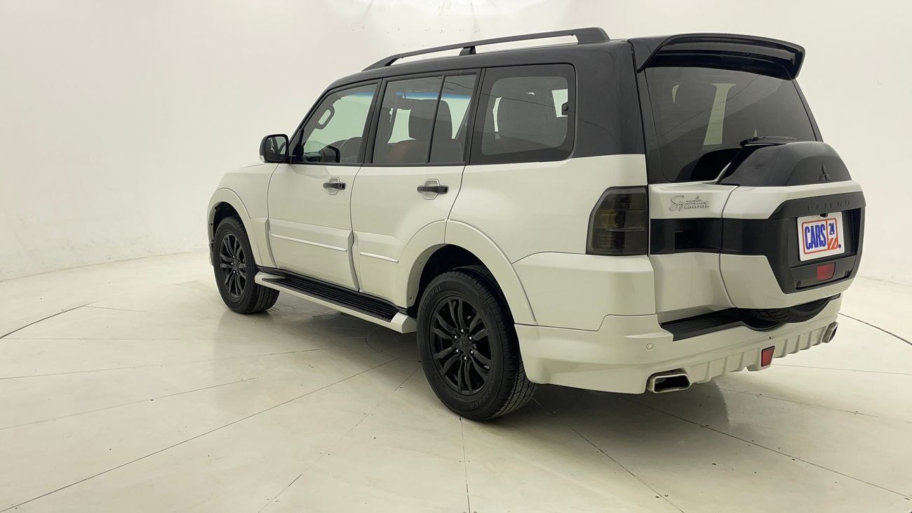 ميتسوبيشي باجيرو GLS HIGHLINE SIGNATURE EDITION 3.8 | بدون دفعة مقدمة | اختبار القيادة في المنزل