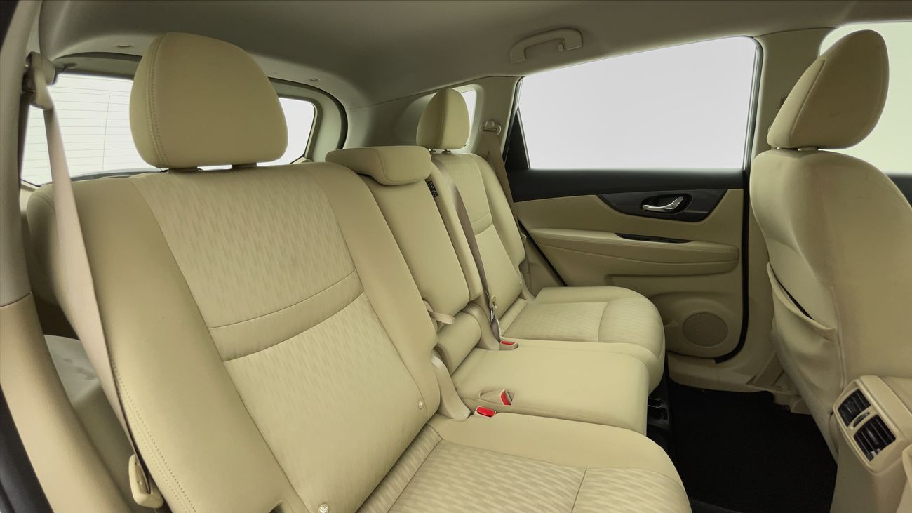 نيسان إكس تريل S 2.5 | بدون دفعة مقدمة | اختبار القيادة في المنزل