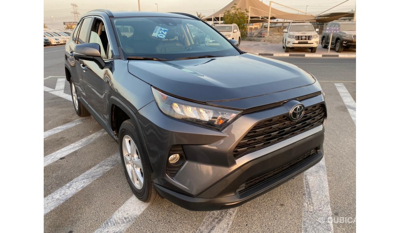 تويوتا راف ٤ 2020 TOYOYA RAV 4 LE MID OPTION