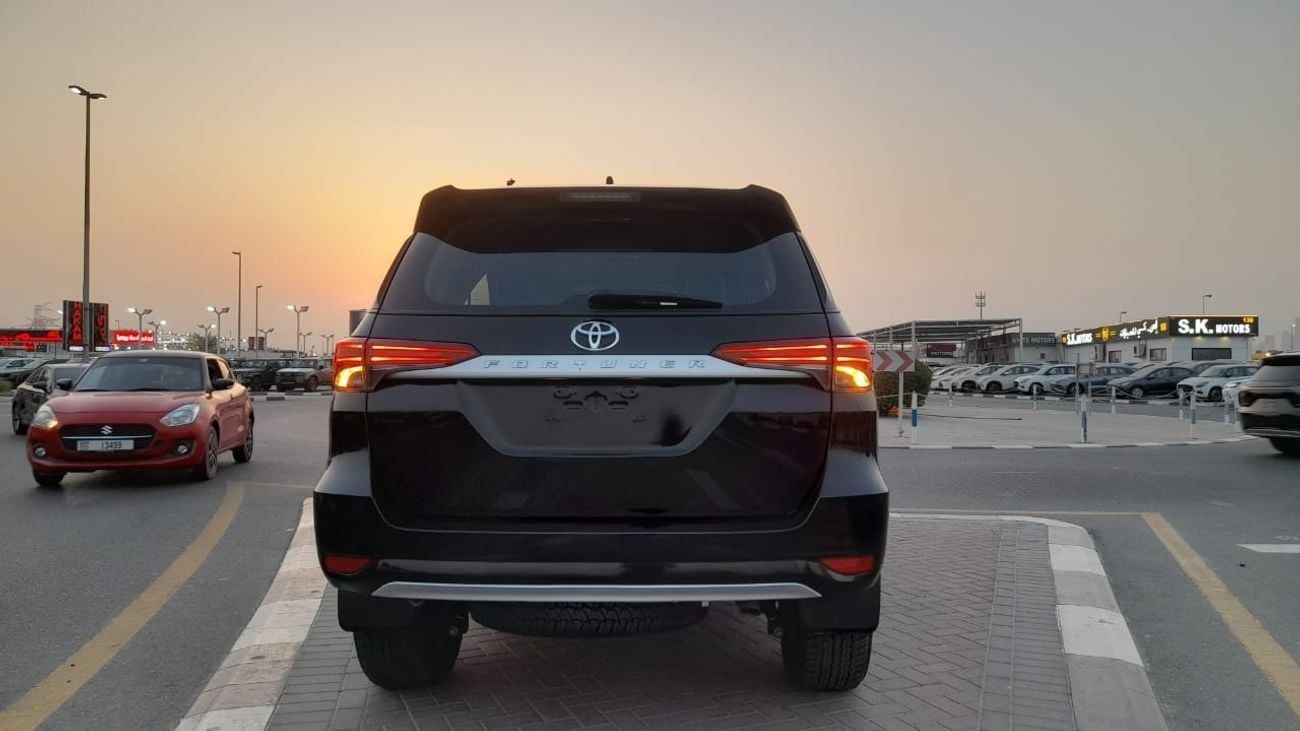 تويوتا فورتونر 4.0L VXR