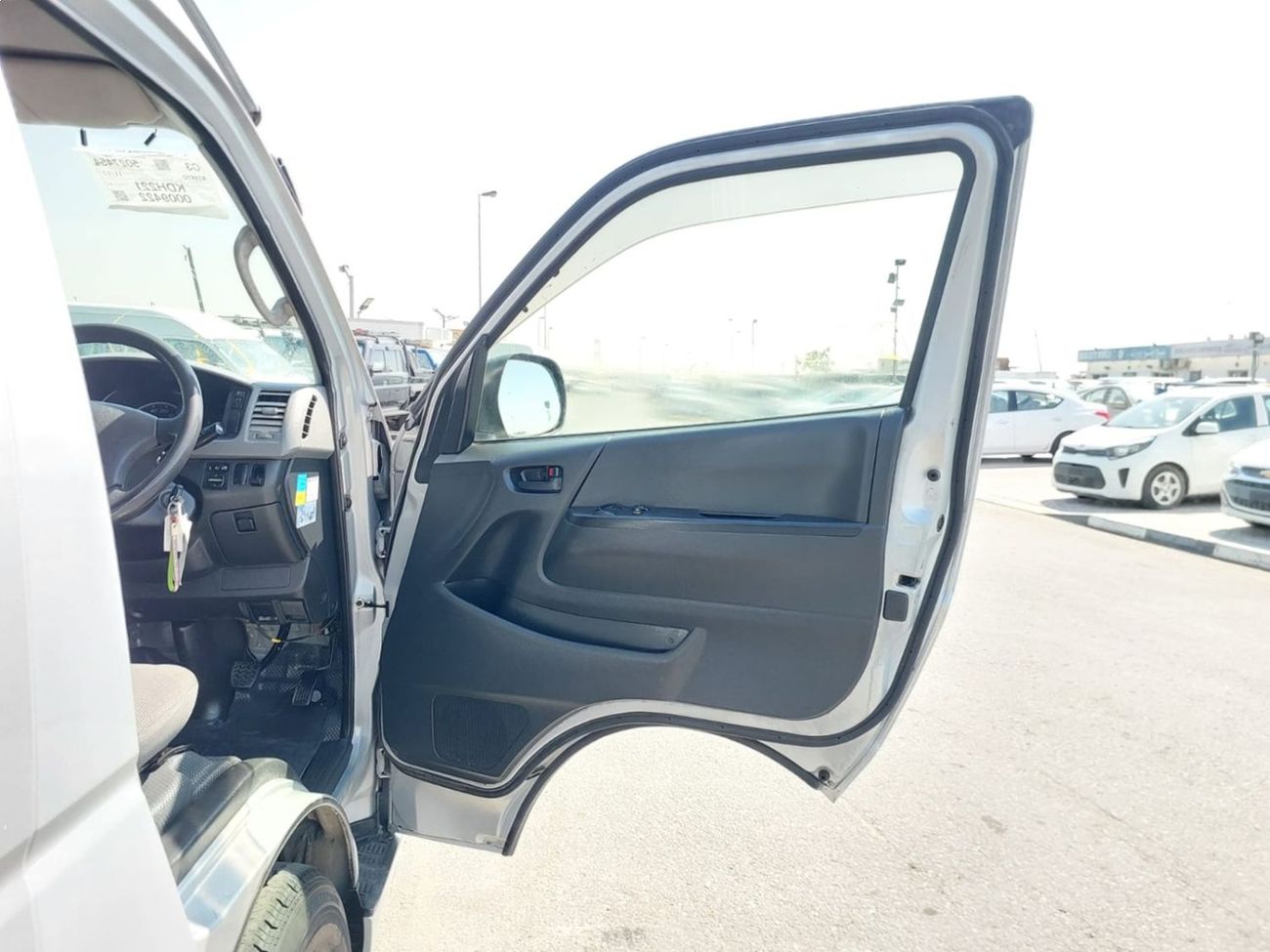 Toyota Hiace (RAMADAN OFFER) TOYOTA HIACE VAN RHD 2012 MODEL 3.0 L DIESEL AUTOMATIC(PM09422)