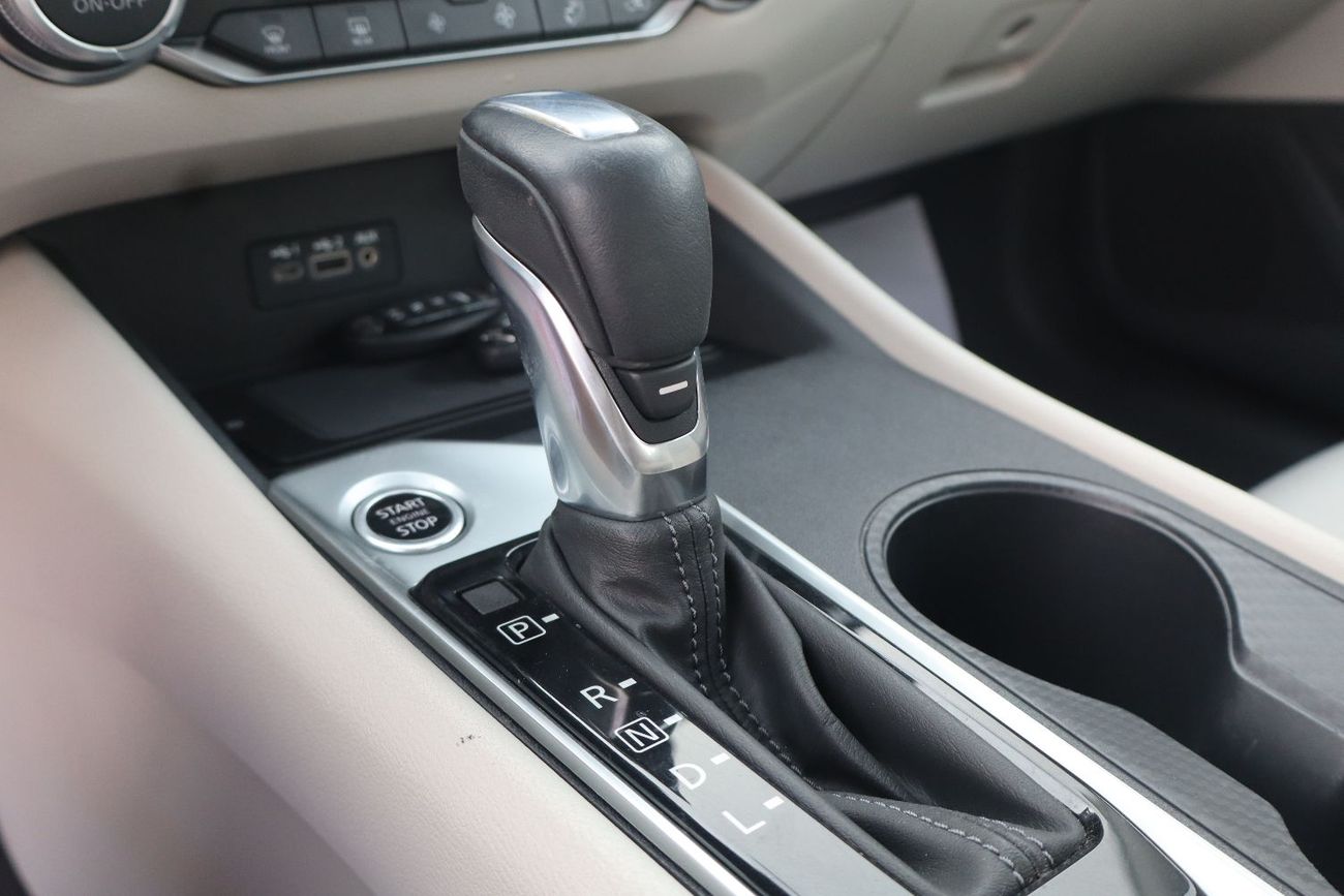 Nissan Altima SV 2.5L