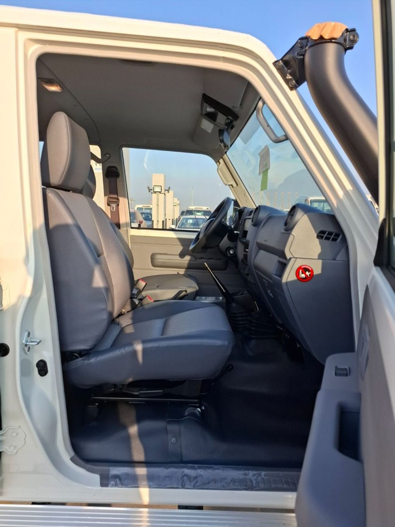 Toyota Land Cruiser Pick Up LC 79 Double Cab 2.8L Manual Turbo Diesel I 2025 I 0 KM I With Warranty