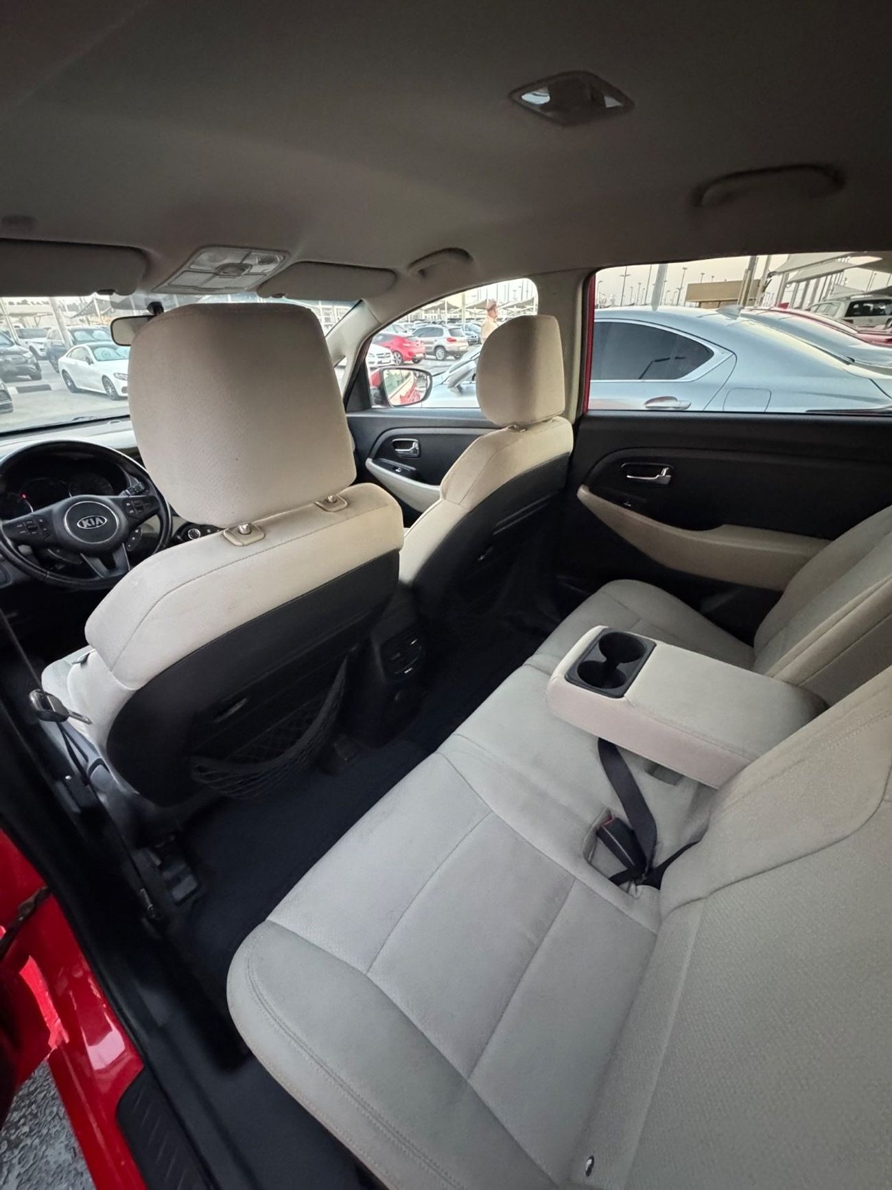 Kia Carens LX 2.0L Wagon