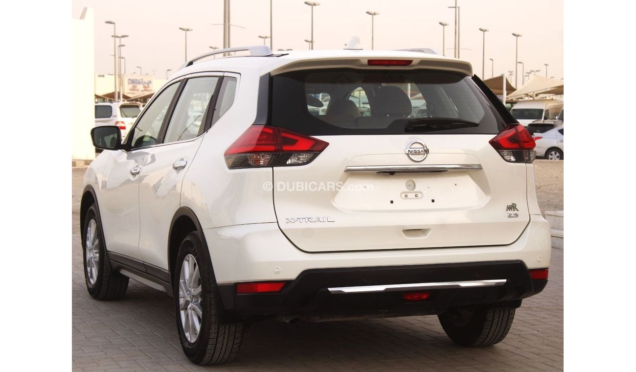 Nissan XTrail SL Nissan X-Trail 2020 GCC, 4 wheel, in excellent condition