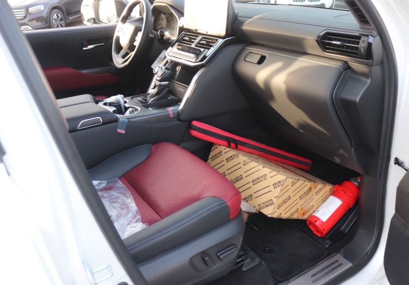 Toyota Land Cruiser 3.5T VXR Hybrid