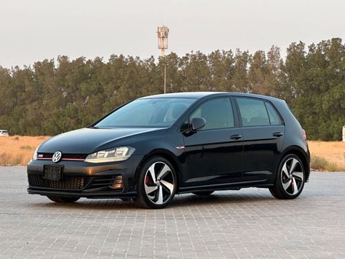 Volkswagen Golf GTI SE
