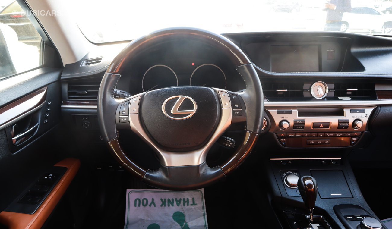 Lexus ES350