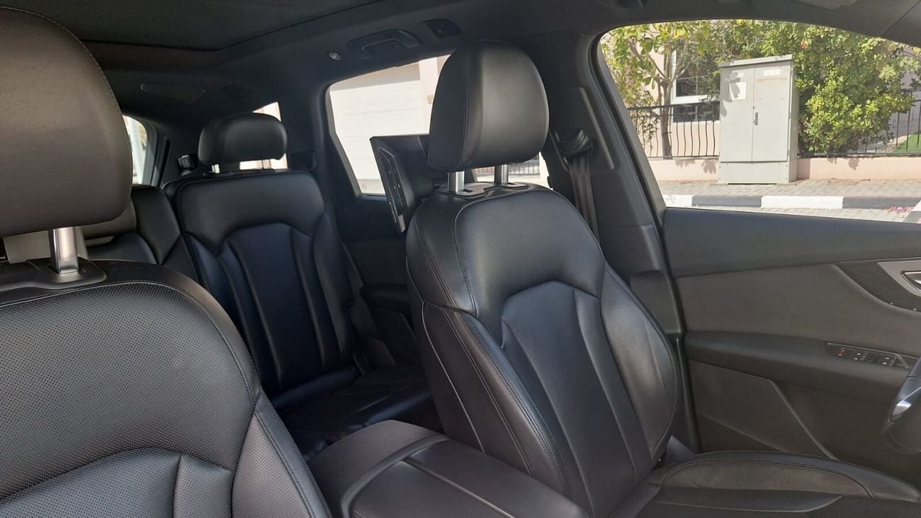 أودي Q7 45 TFSI quattro Luxury Plus Launch Edition 3.0L