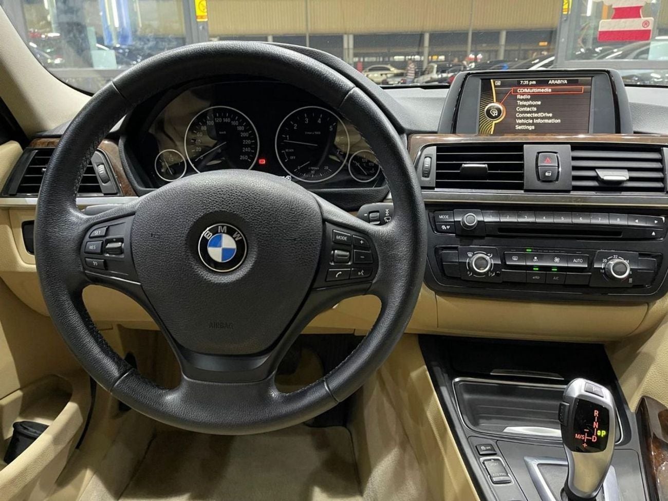 بي أم دبليو 320 FULL OPTIONS Exclusive 2.0L BMW 3 Series 320 2014