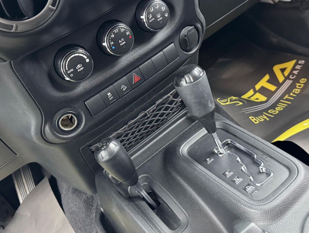 Jeep Wrangler Sport Falcon 3.6L A/T (3 Door) 2016 Jeep Wrangler Falcon Edition, Full Jeep Service History, Excelle