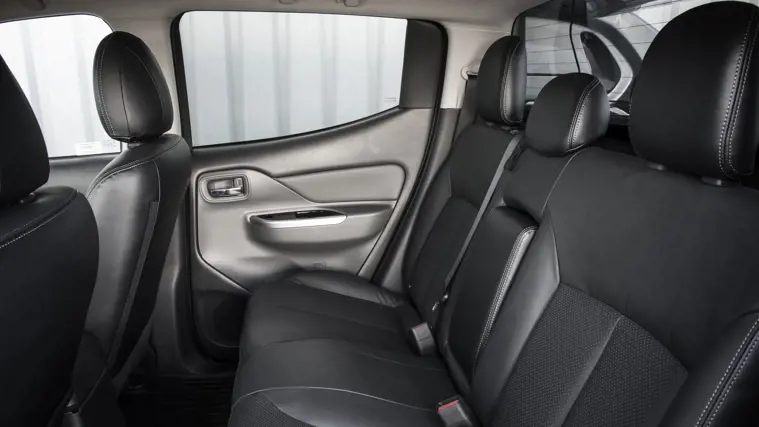 Fiat Fullback interior - Seats