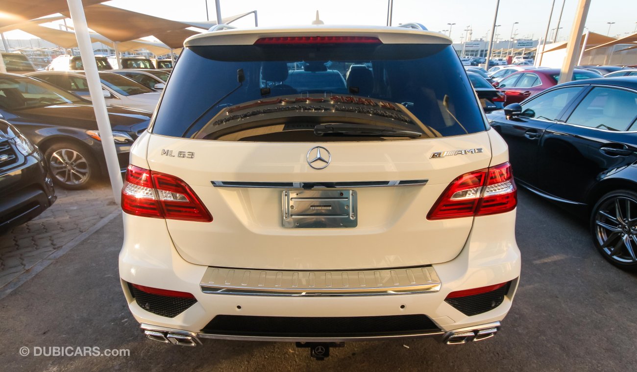 Mercedes-Benz ML 350 With ML63 AMG Badge