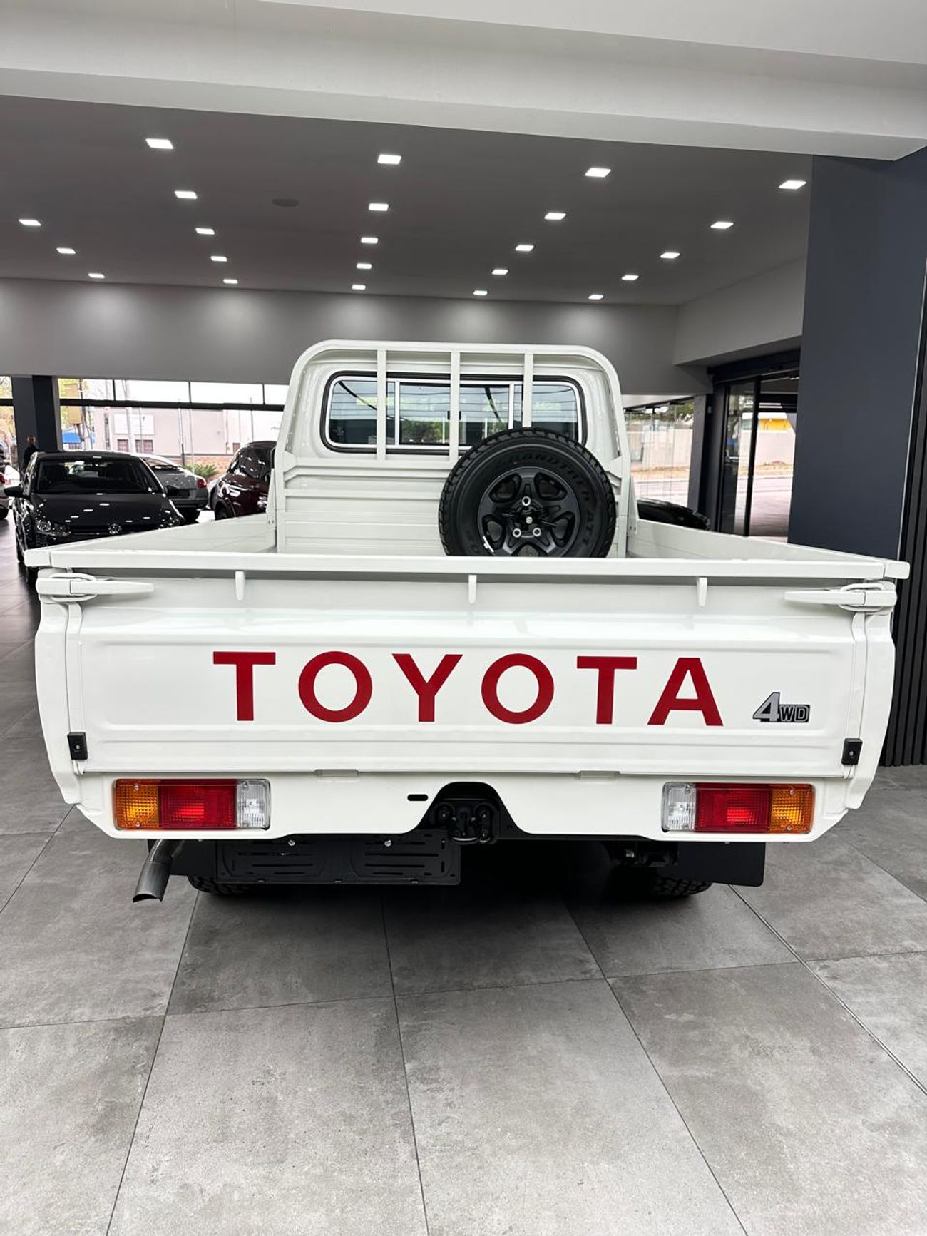 Toyota Land Cruiser Pick Up Toyota LC79 SC RHD diesel engine 4.2L