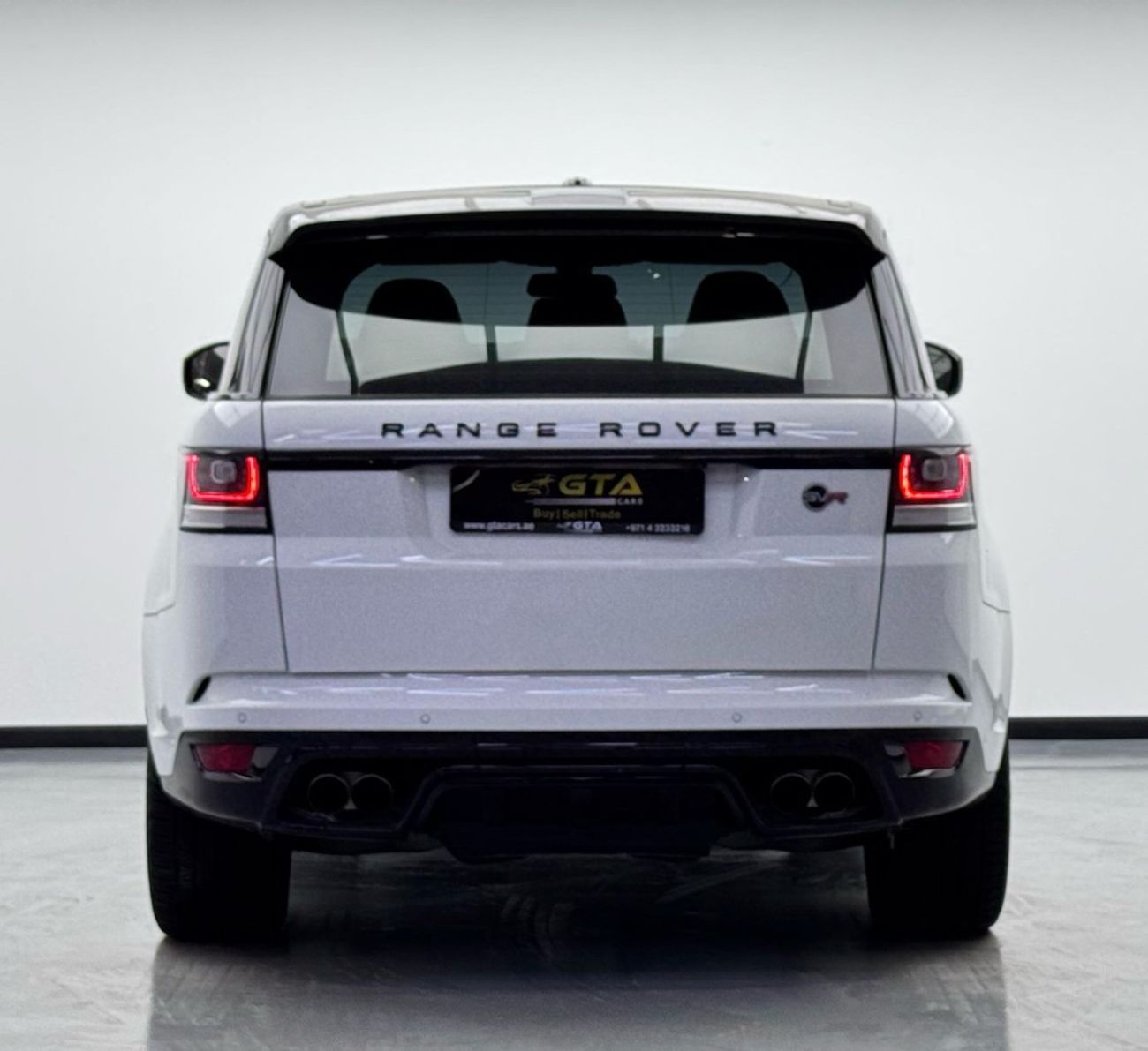 لاند روفر رينج روفر سبورت SVR 5.0L (550 HP) 2015 Range Rover SVR, Just Been Serviced, Excellent Condition, GCC