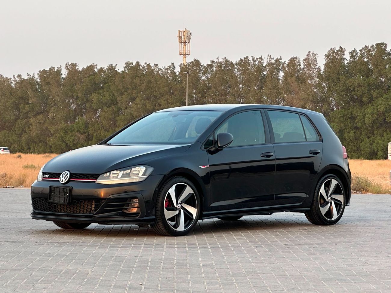 Volkswagen Golf GTI SE