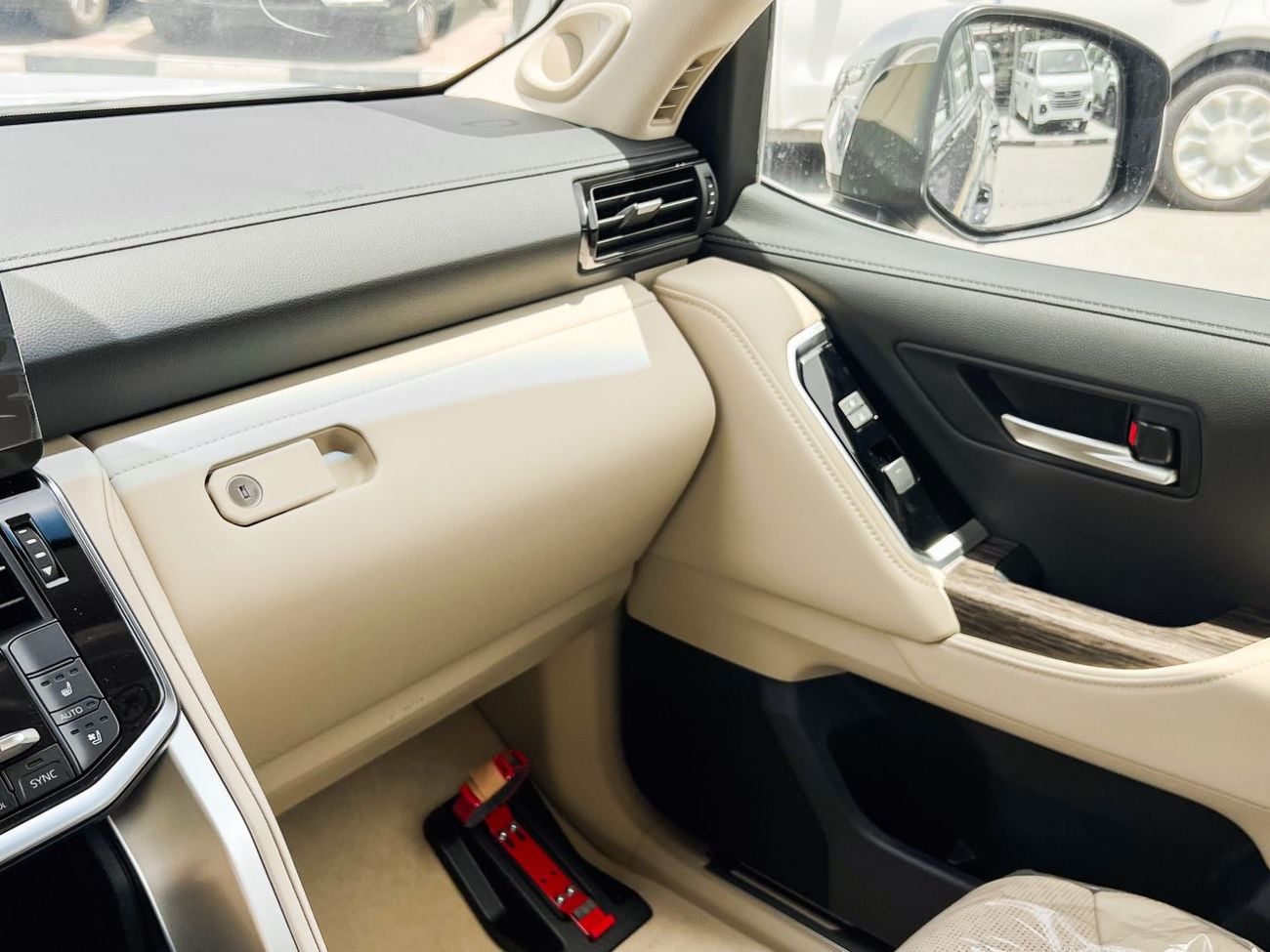 Toyota Land Cruiser EXPORT ONLY - Toyota LC300 VXR 4.0L (Jordanian Specification)