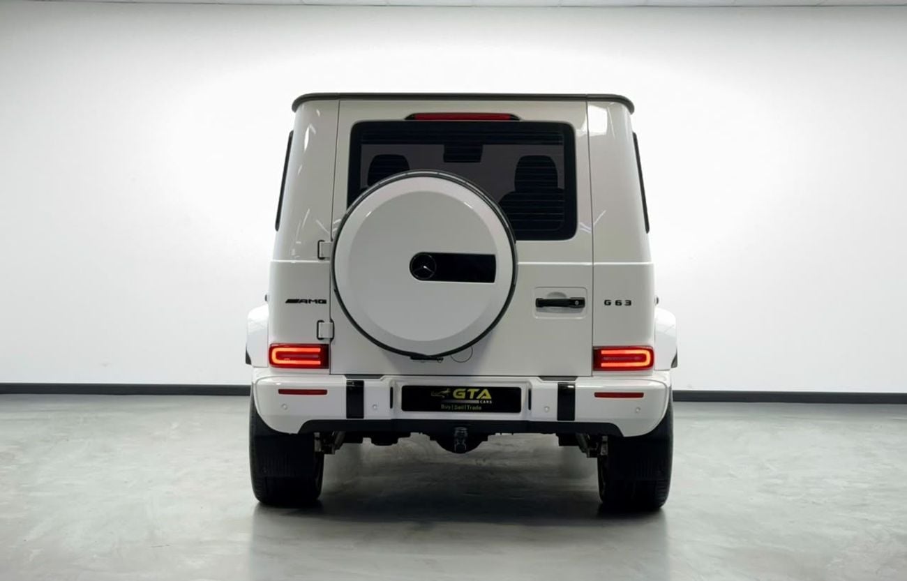 مرسيدس بنز G 63 AMG STANDARD مرسيدس بنز G63 AMG موديل 2021، مع ضمان، وسجل صيانة كامل لدى مرسيدس بنز حتى عام 2027، وشهادة خليجية.