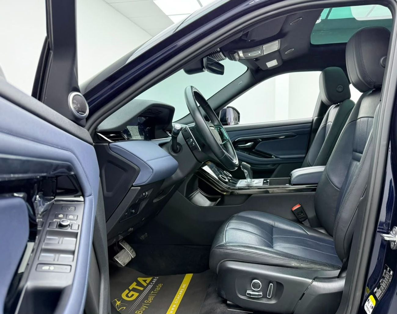Land Rover Range Rover Evoque SE P200 2021 Range Rover Evoque P200 SE, Warranty, Full Range Rover Service History, Fully Loaded, GCC