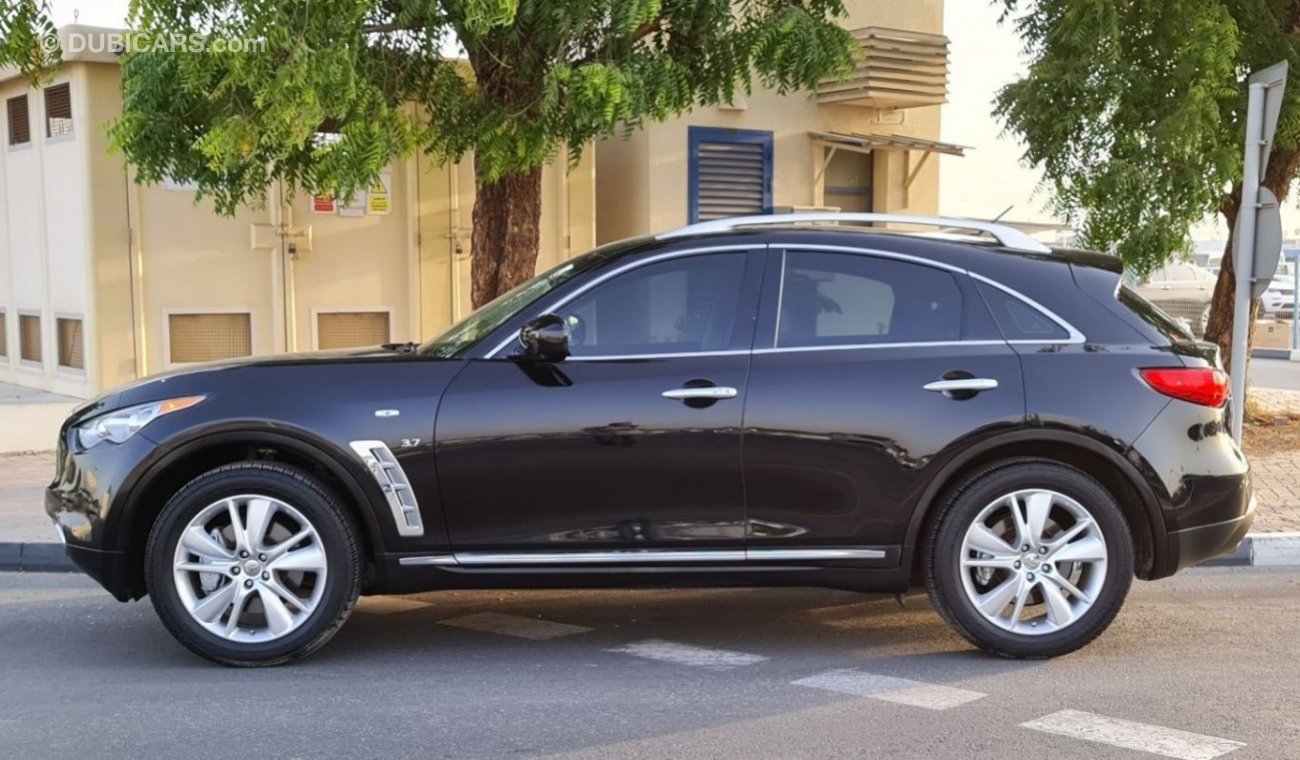 Infiniti QX70 Excellence 2018 Agency Warranty Full Service History GCC