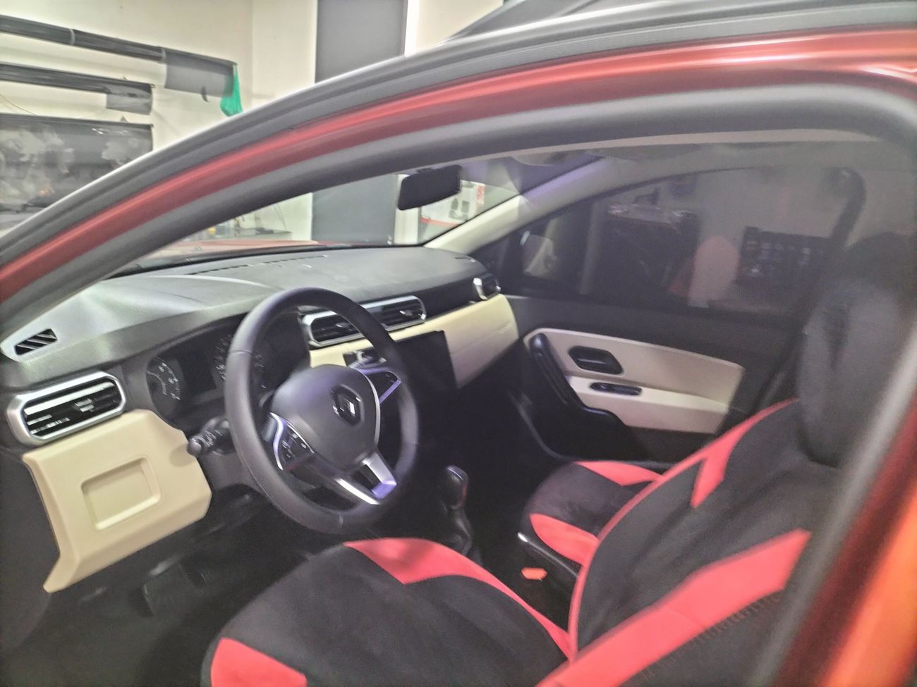 Renault Duster LE 1.6L