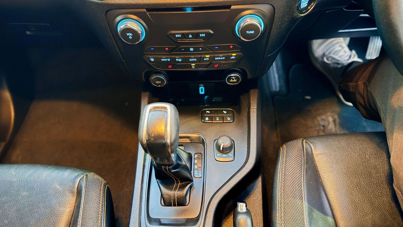 Ford Ranger 3.2L DIESEL 4WD | RHD | AUTOMATIC | ROOF RACK + LEATHER SEATS + MULTIMEDIA + BOOT SHUTTER