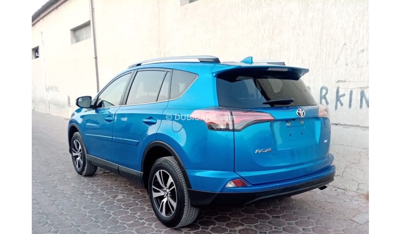 تويوتا راف ٤ TOYOTA RAV4 2017 LE BLUE