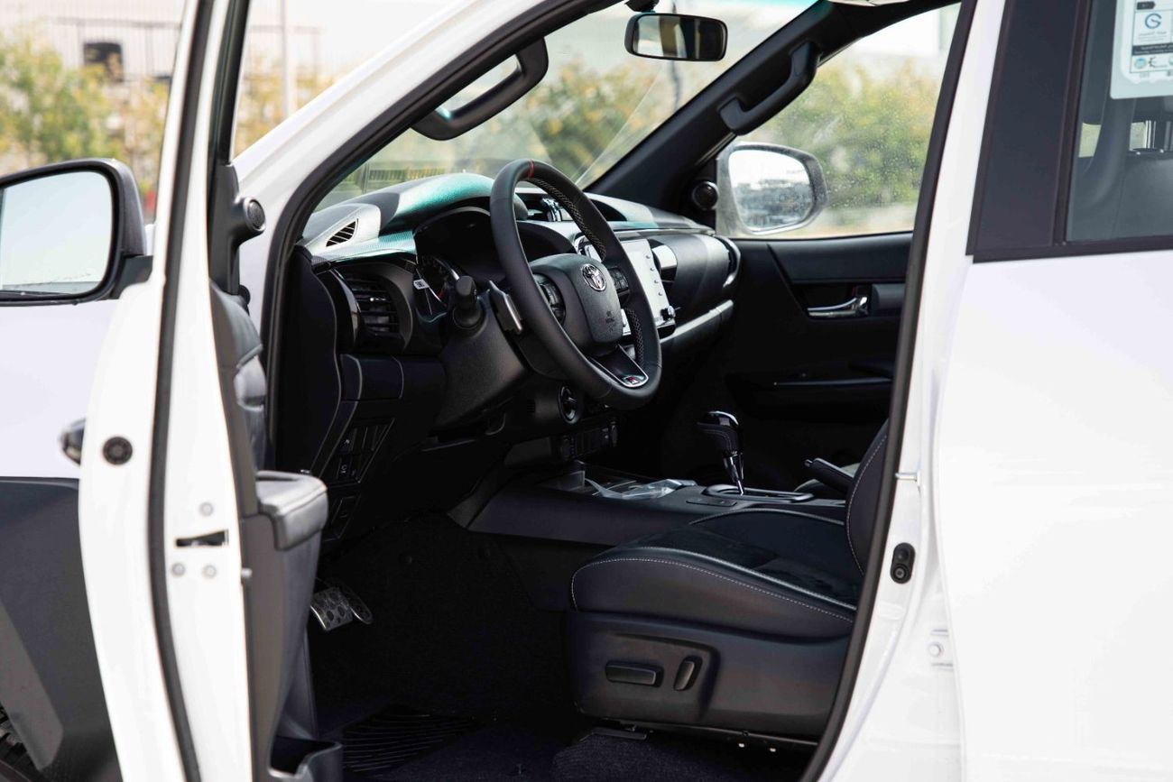 Toyota Hilux 2024 Toyota Hilux 4x4 DC 4.0 GR-S - Platinum White Pearl inside GRS | Export Only