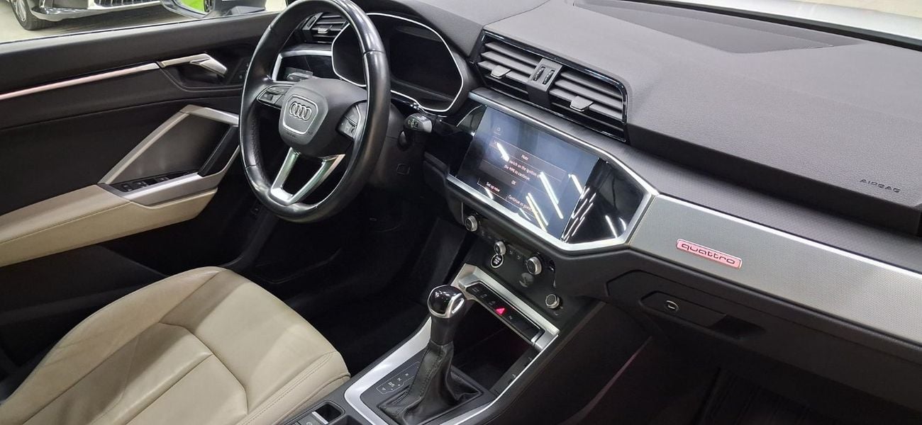 Audi Q3 40 TFSI S-LINE SPORTBACK