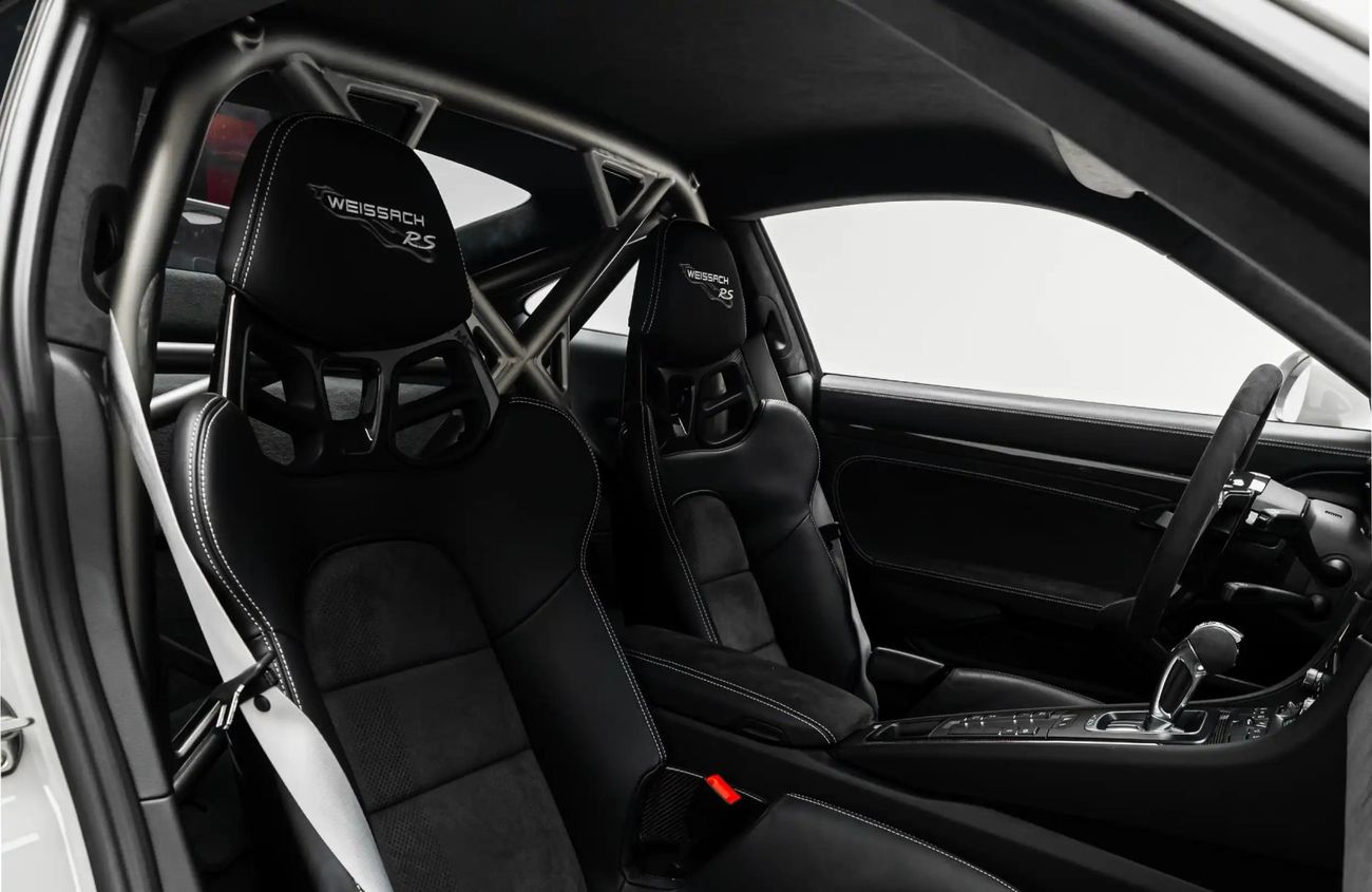 Porsche 911 4.0L F-6 Naturally Aspirated Engine