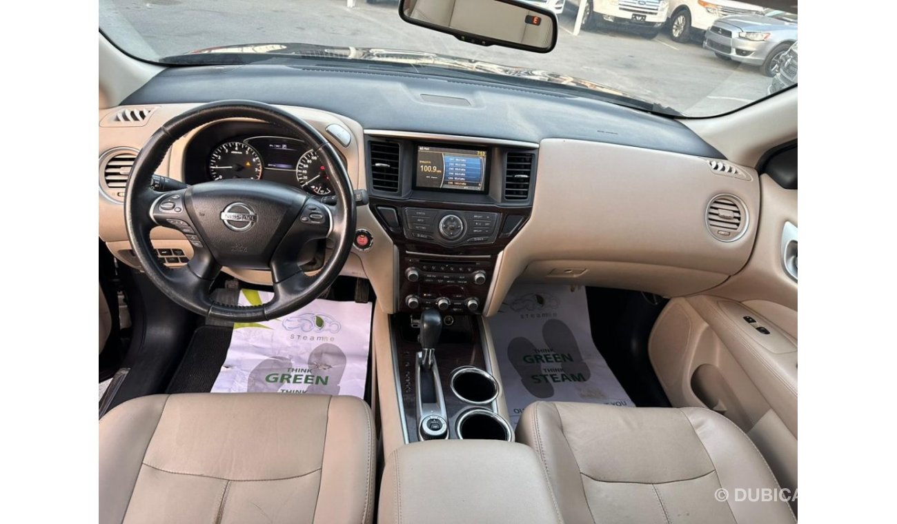 Nissan Pathfinder SV Nissan pathfinder 2016 gcc full option