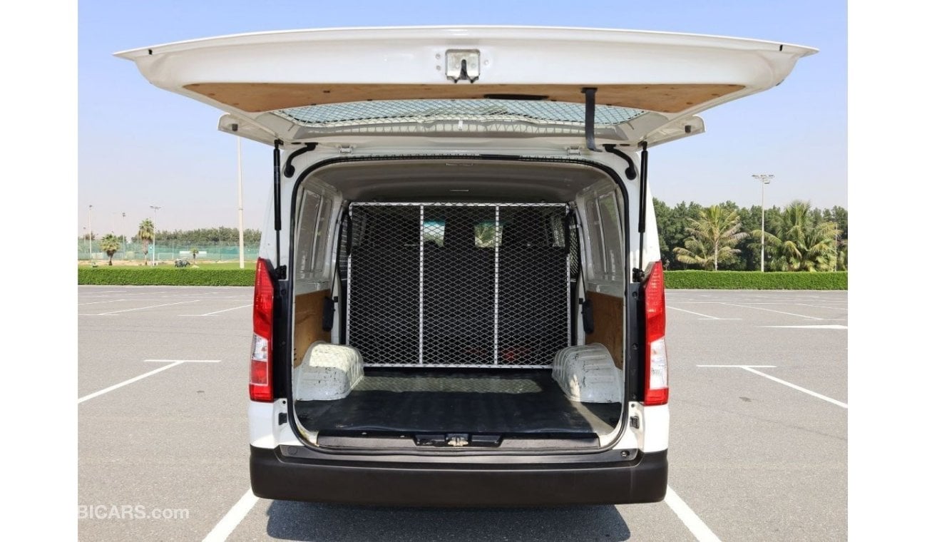Toyota Hiace 6-Seater Delivery Van V6 3.5L | Excellent Condition | GCC