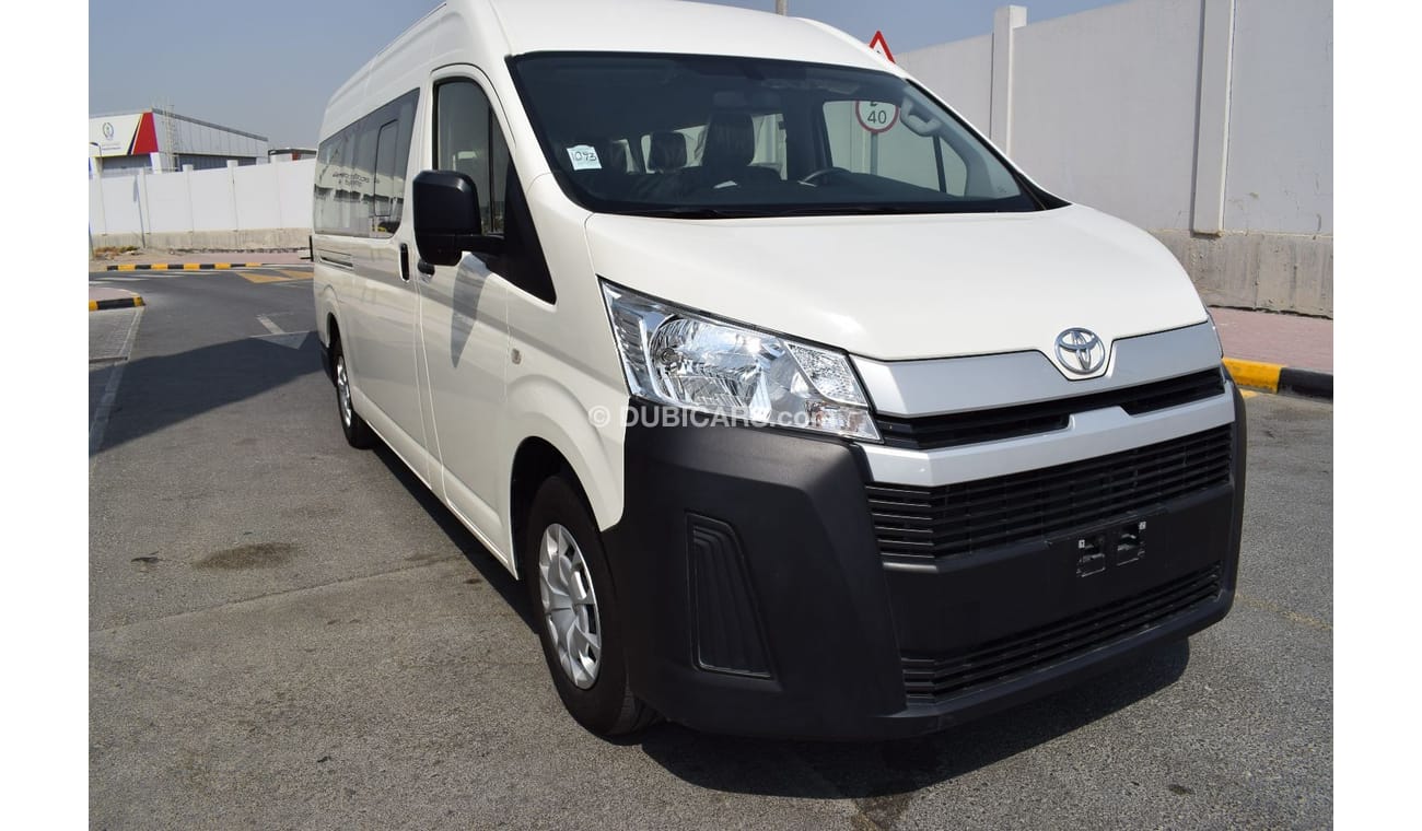 تويوتا هاياس Toyota Hiace Highroof Bus  3.5L A/T, Model:2023. Only done 12000 km