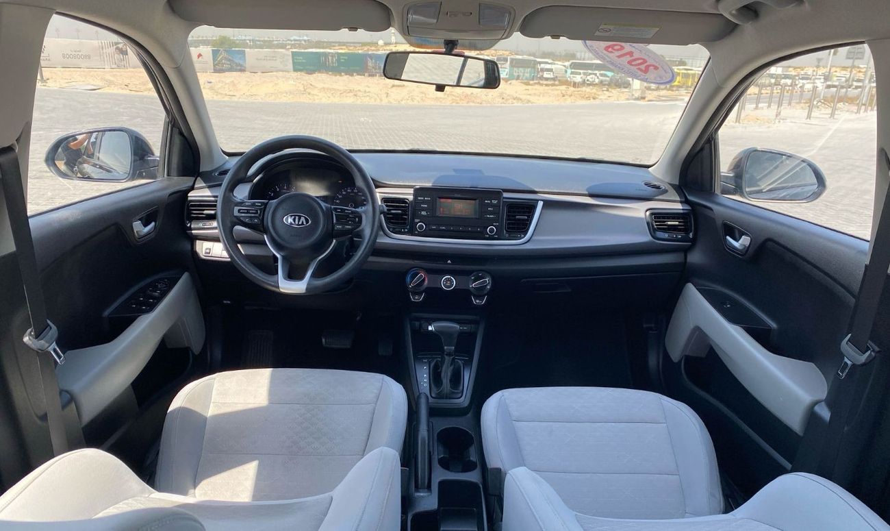 Kia Rio EX 1.4L (100 HP) Hatchback