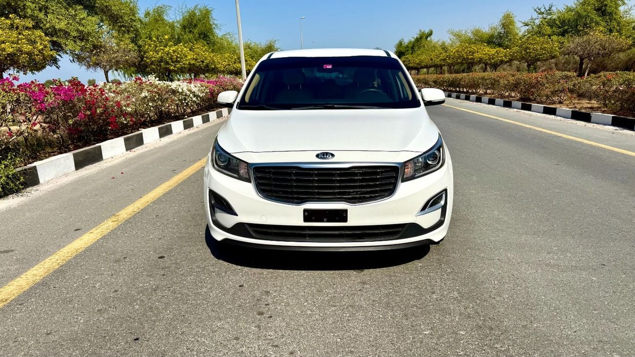 Kia Carnival EX 3.3L