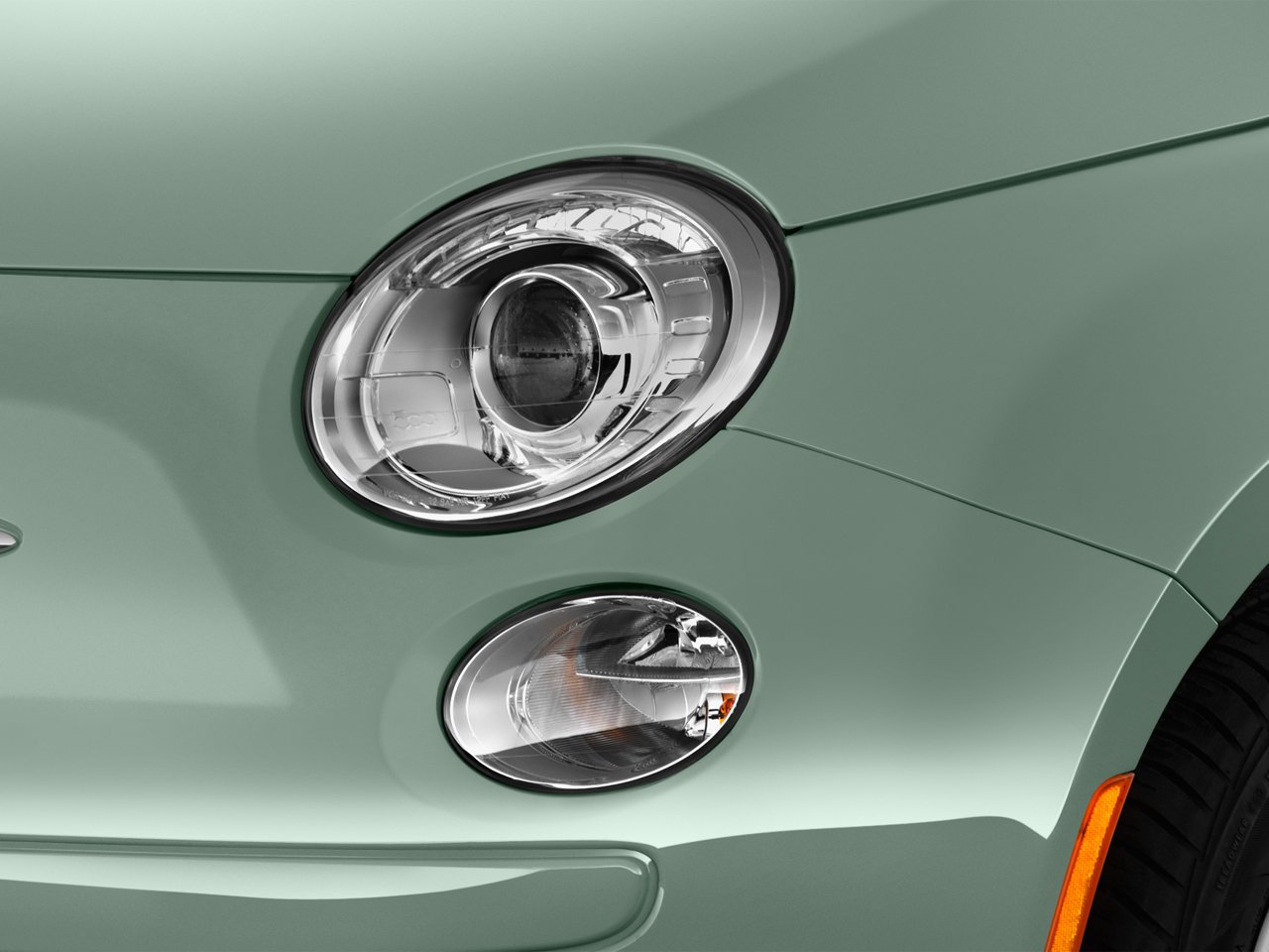 Fiat 500 exterior - Headlight