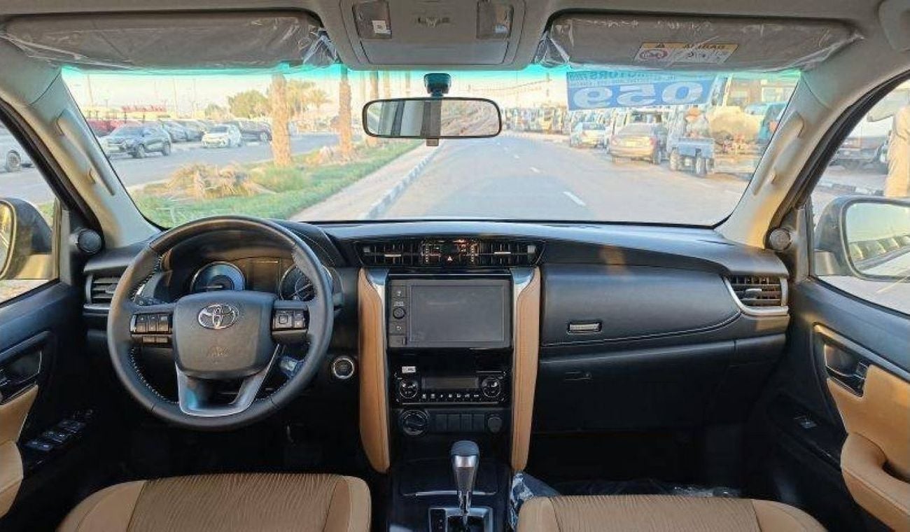 تويوتا فورتونر Toyota Fortuner 2.4L diesel AT V4 4WD 2025