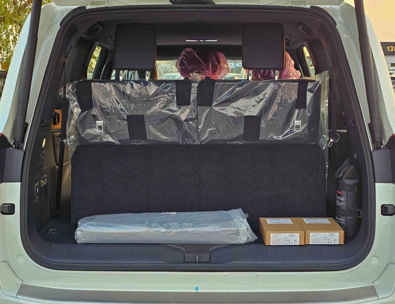 Toyota Land Cruiser VX || 4.0L PETROL V6 | RADAR | BIG DVD | LEATHER WITH MEMORY SEATS (CODE#VX4HA)