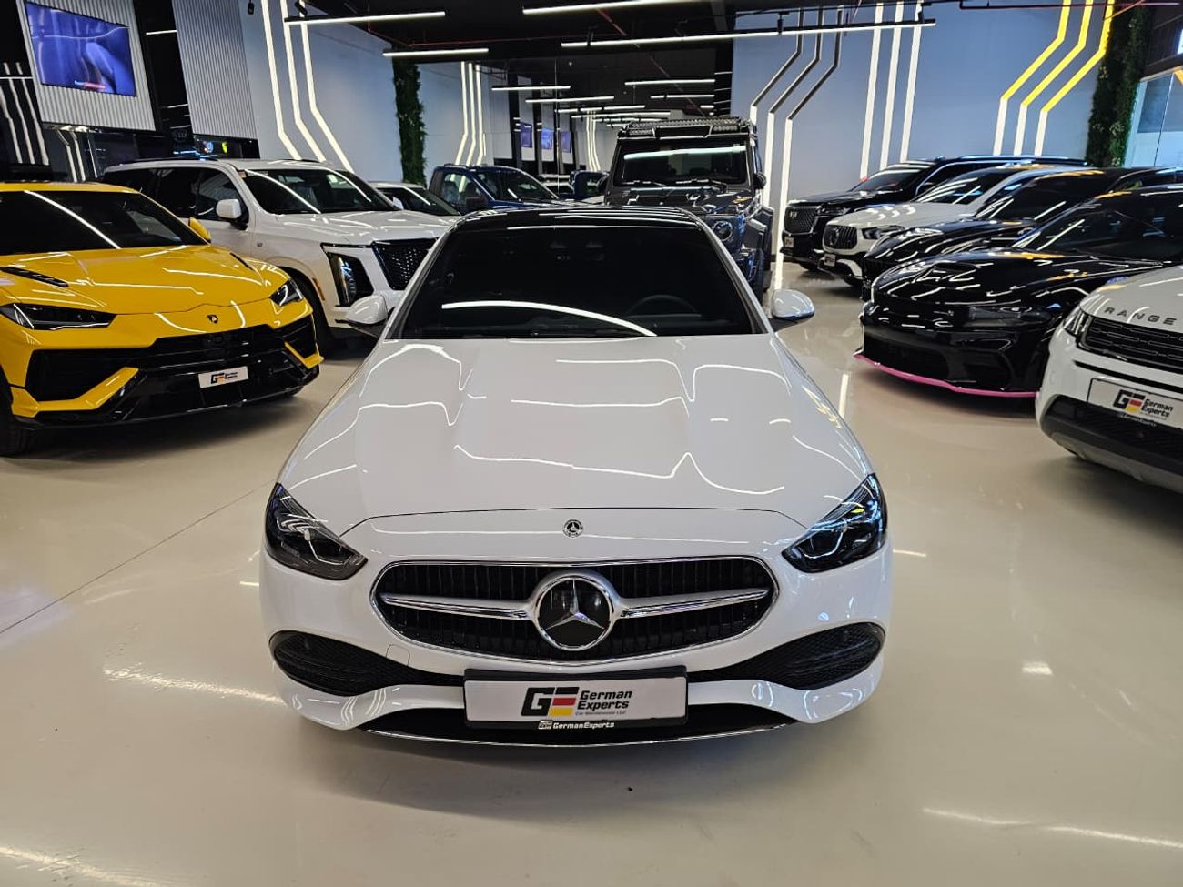 Mercedes-Benz C 200 Premium 2.0L 2024 C200 / 2.0L/ 4100KM Only /3 Years Full Warranty 100k KM