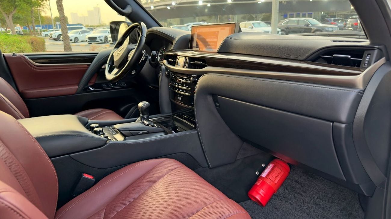 لكزس LX 570 2019 Lexus LX570 Signature, GCC Specifications