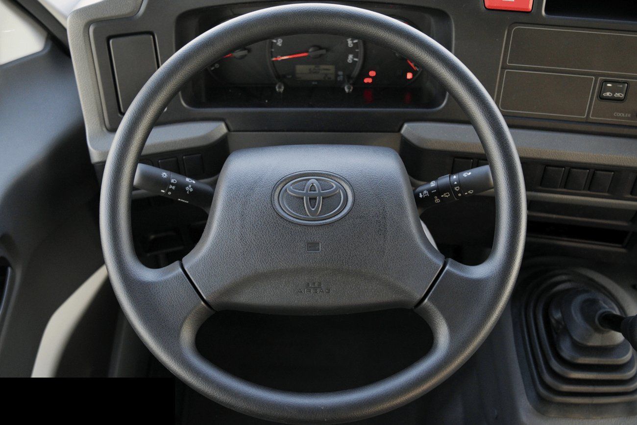 Toyota Coaster ECT0124 - 2025 Toyota Coaster 4.0L Dsl Mt 28 Seats with Snorkel