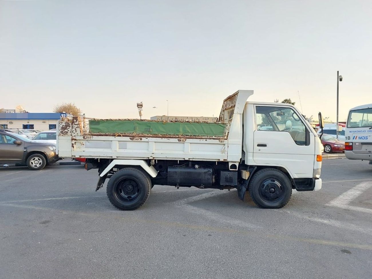 Toyota Dyna TOYOTA DYNA TRUCK RHD 1997 MODEL 4.1 L DIESEL MANUAL(PM03369)