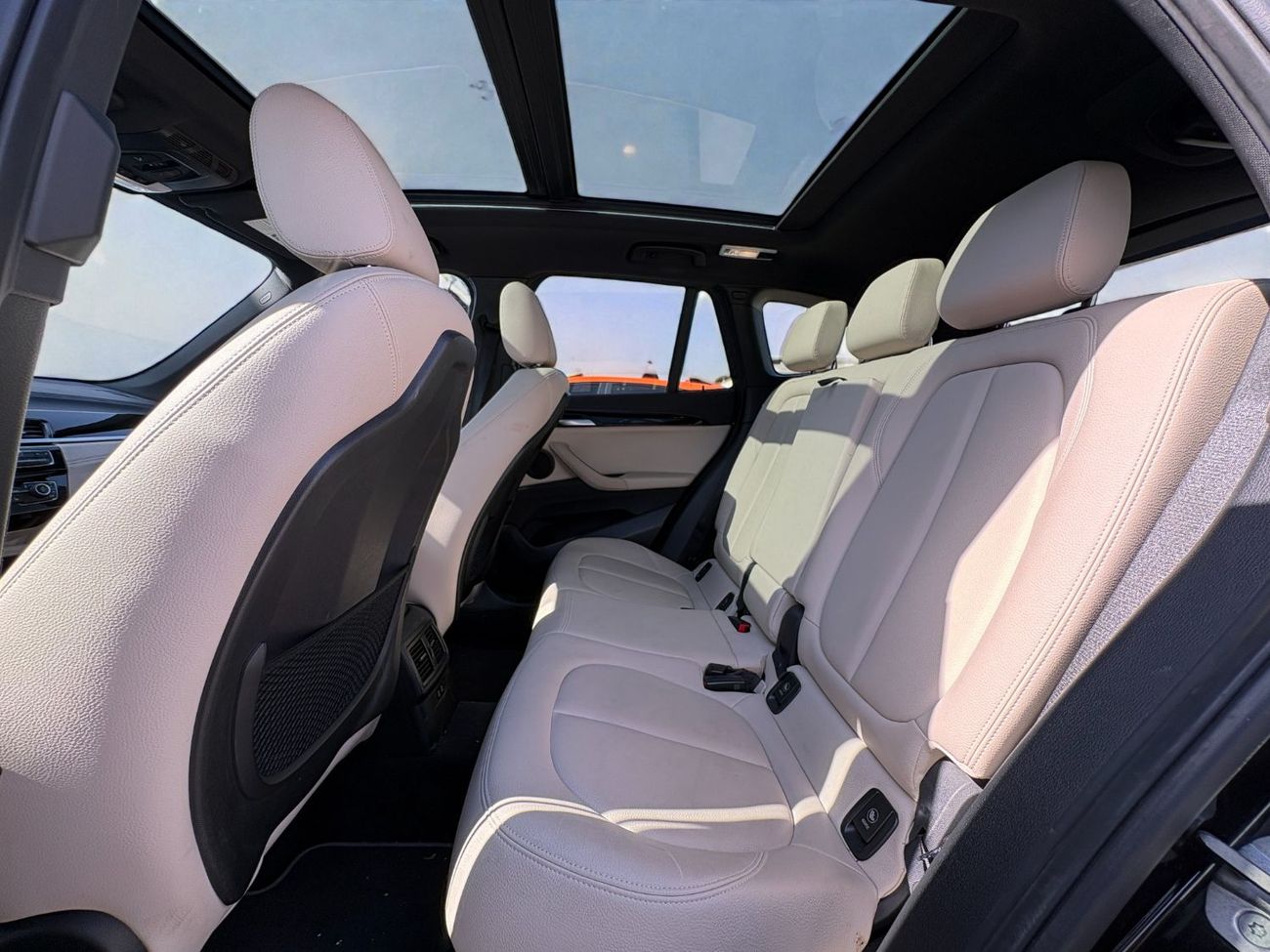 بي أم دبليو X1 SDRIVE28i 2.0L T A/T | 2022 | AED 1,110 per month