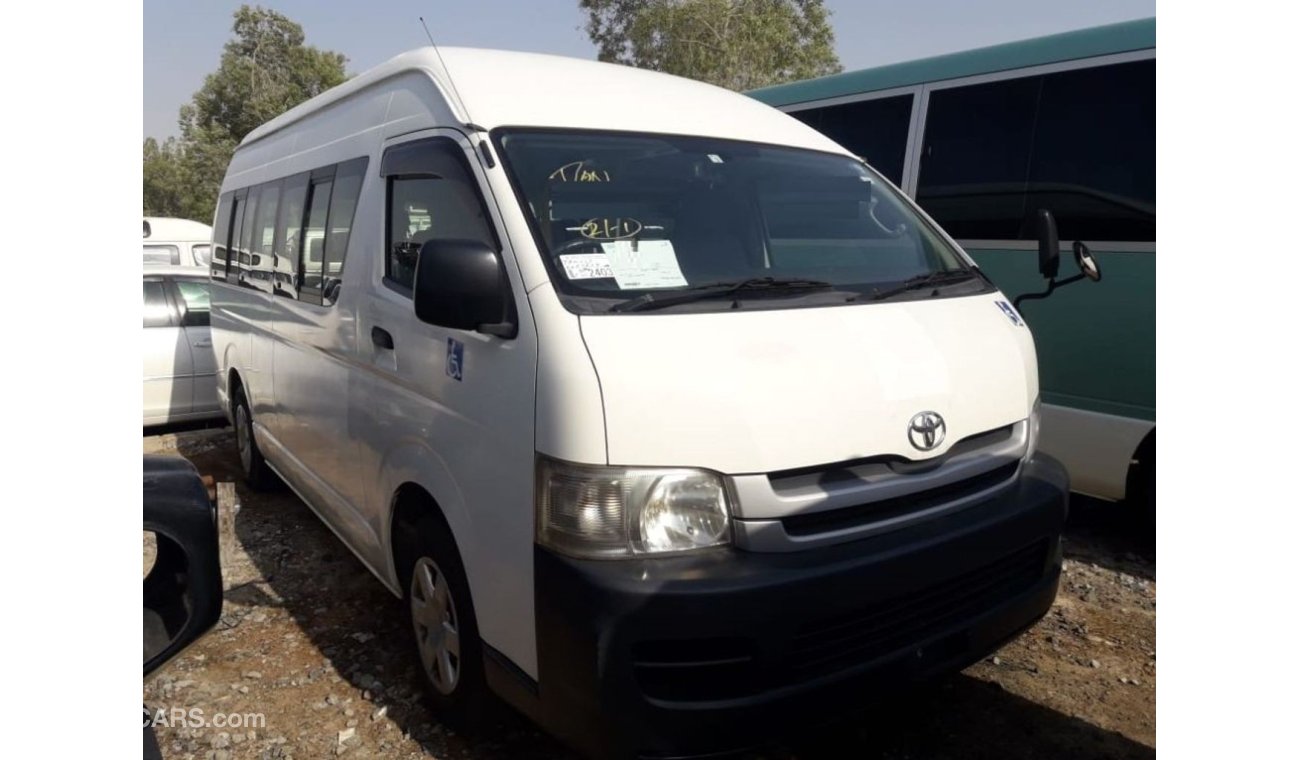 تويوتا هاياس Hiace Commuter RIGHT HAND DRIVE  (Stock no PM 311 )